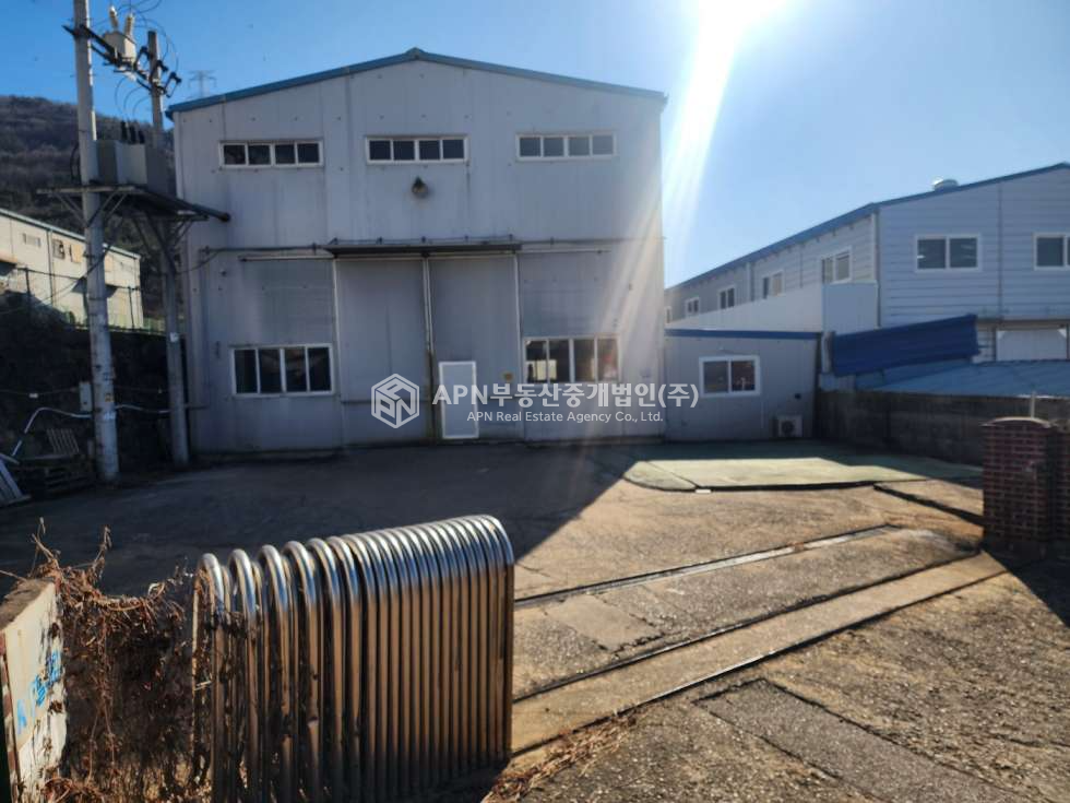 경남 김해시 진례면 담안리 민원없는곳 69평공장매매/2.8t/290kw/층고9m 매매 매물번호 18242 사진 1