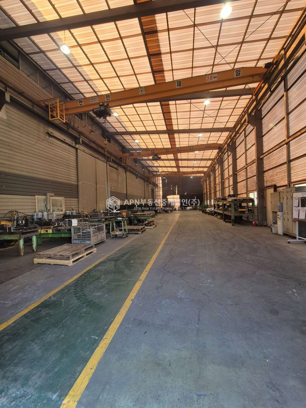 경남 김해시 한림면 퇴래리 크레인 10톤 2기,2.8톤 4기/전력 300kw/공장480평 월세 매물번호 21741 사진 2