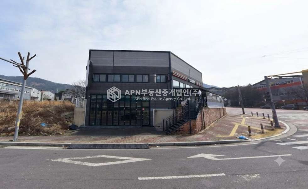 경남 김해시 진례면 고모리 진례면 고모리 공장임대/ 호이스트 3톤, 내부 복층 사무실/ 에어컨 유 월세 매물번호 21804 사진 1