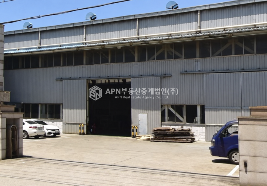 부산 강서구 송정동 A,B동 부산 강서구 송정동 750평대 공장 임대 전력 290kw 호이스트10t 5t 다수 월세 매물번호 21826 사진 1