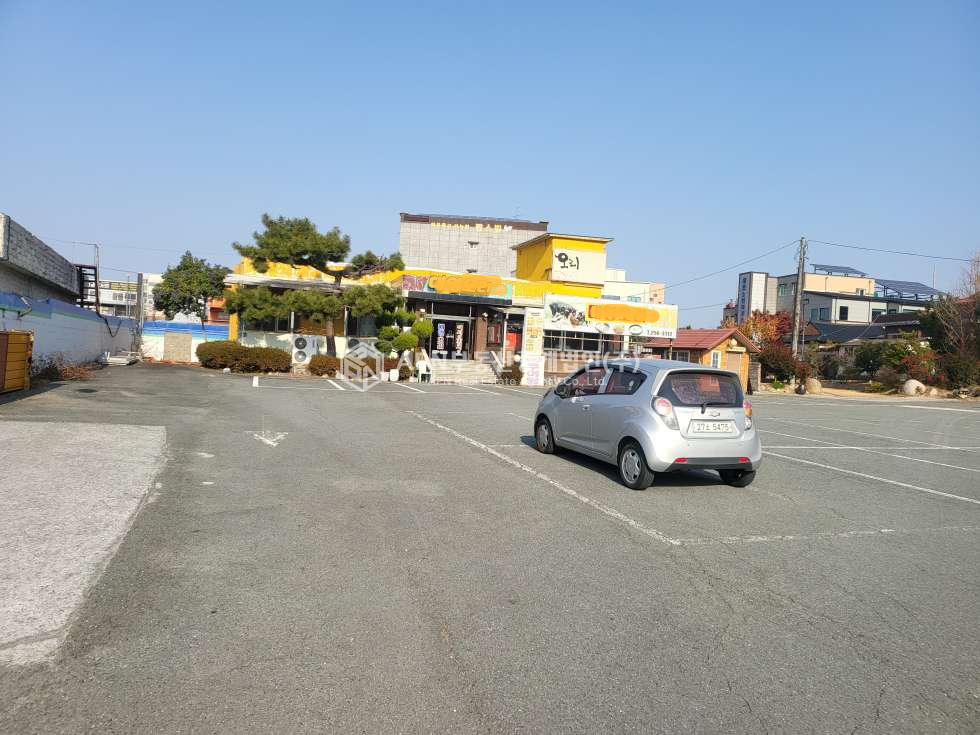 경남 창원의창구 대산면 대산면 주유소 및 식당 대지 등 1000평규모 매매 매매 매물번호 17383 사진 1